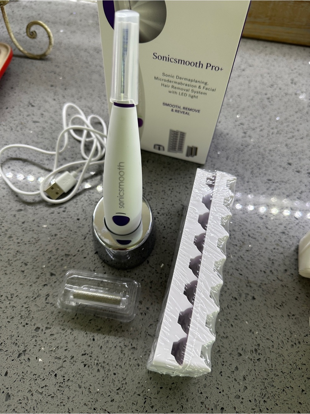 Michael Todd Beauty Sonicsmooth Pro+ Dermaplaning & Microdermabrasion System - Picture 7 of 7
